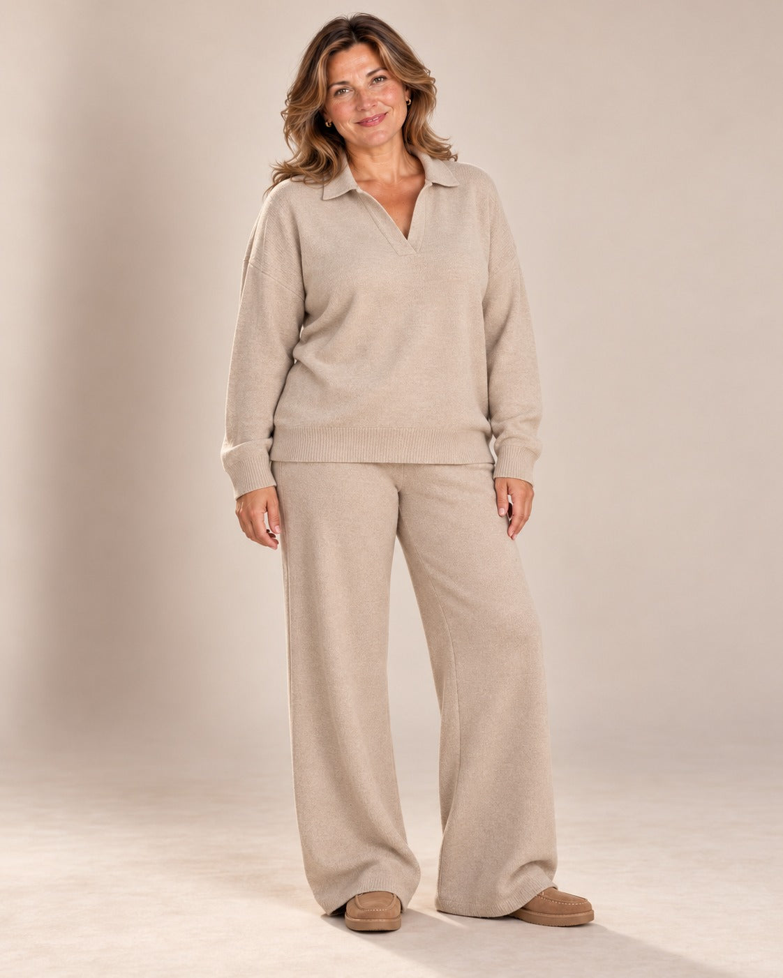Ensemble pull col polo et pantalon large, Sable, de face