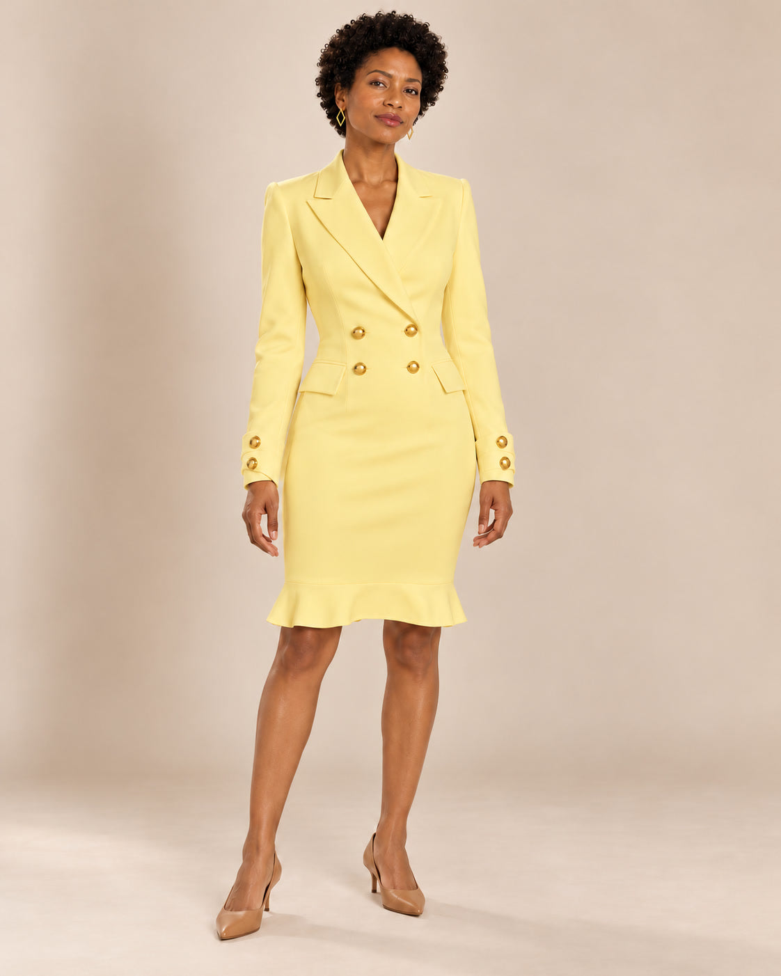 Robe blazer croisée à boutons dorés — Jaune pâle