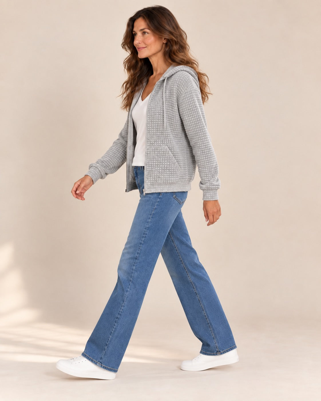 Sweat zippé à capuche en maille gaufrée — Gris chiné, porté ouvert
