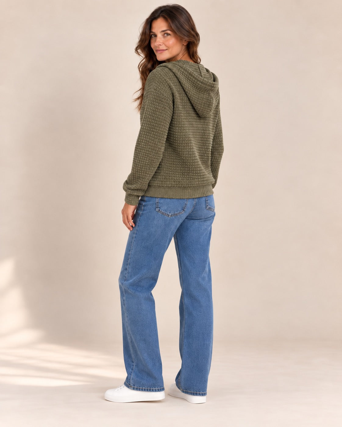 Sweat zippé à capuche en maille gaufrée — Kaki, de dos