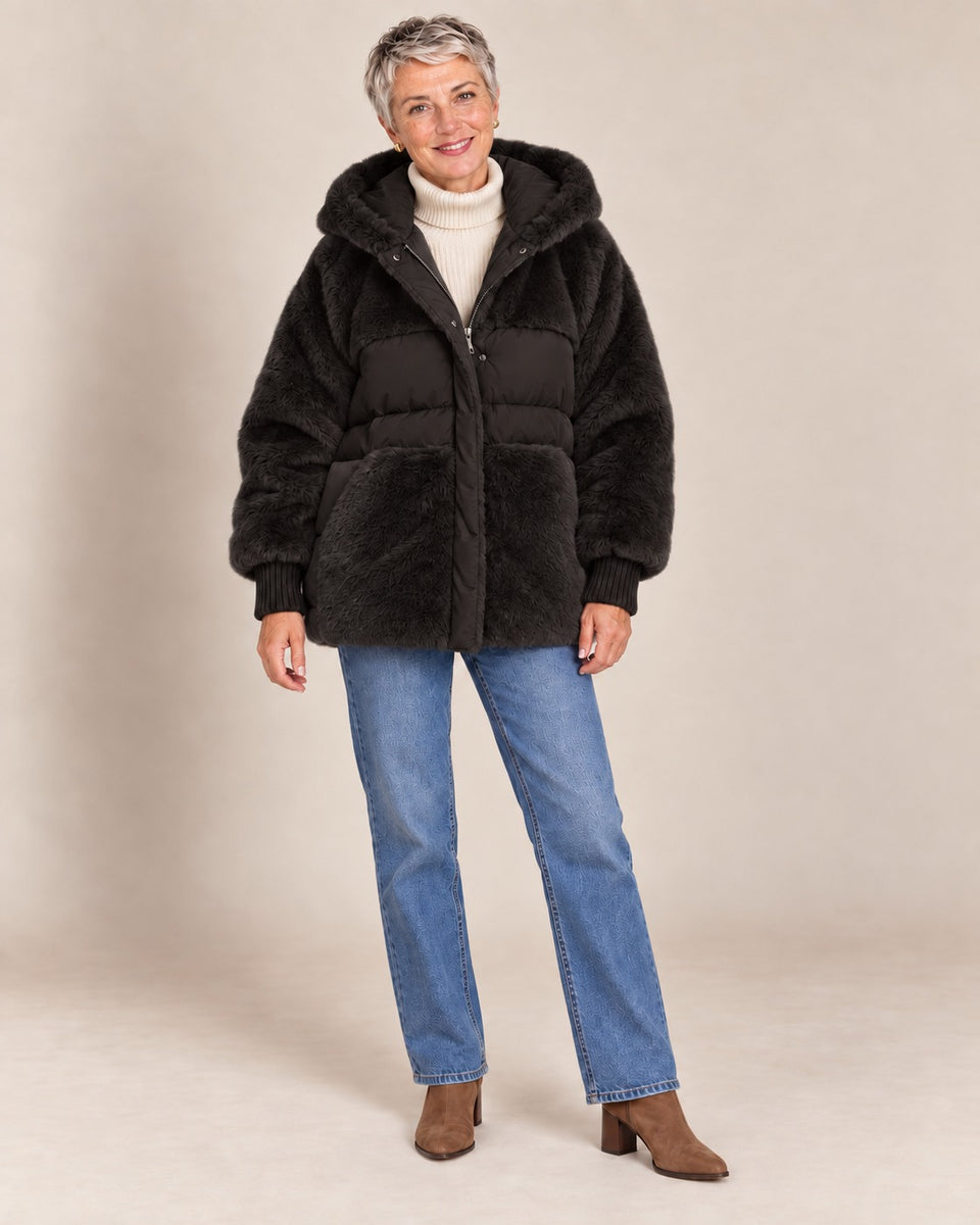 Veste à capuche en fausse fourrure — Noir