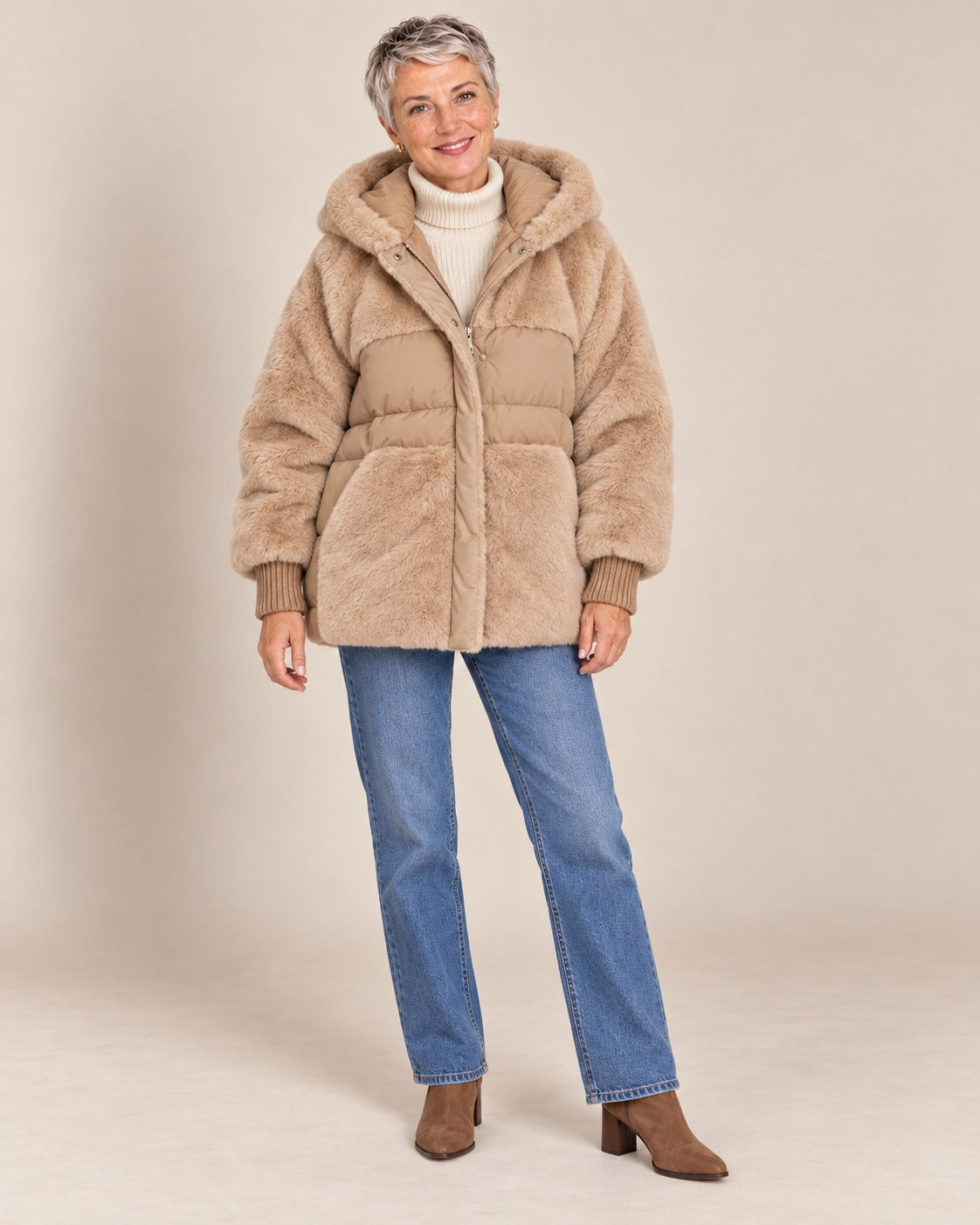 Veste à capuche en fausse fourrure — Sable